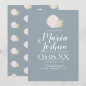 Beach Seashell Pampas Muted Wedding Invitation Kaart (Voorkant / Achterkant)