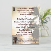 Beach Shoreline Tiki Wedding Kaart (Staand voorkant)