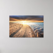 Beach sunrise in Burnham Overy Staithe in Norfolk Canvas Afdruk (Voorkant)