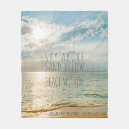 Beach Sunrise Sky boven Zand onder Monogram Fleece Deken