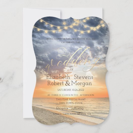 Beach Sunrise String Lights Gold Wedding Kaart (Voorkant)