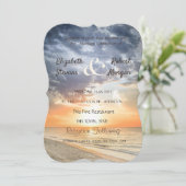 Beach Sunrise String Lights Wedding Kaart (Staand voorkant)