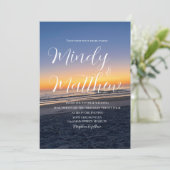 Beach Sunset Down Destination Blue Wedding Kaart (Staand voorkant)