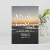 Beach Sunset Down Destination Wedding Invitation Kaart (Staand voorkant)