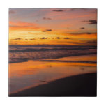 Beach Sunset Ocean Uitzicht Sinaasappel Geel Tegeltje<br><div class="desc">Geniet elke dag van de zonsondergang met dit ontwerp. De prachtige sinaasappels en gele kleuren maken deze zonsondergang absoluut prachtig en zal een geweldige aanvulling zijn op uw badkamer met een strandthema.</div>