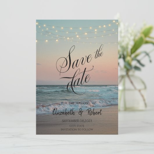 Beach Sunset, String Lights Script Save the Date (Staand voorkant)
