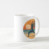 Beach Sunset Yoga Silhouette | Coastal Yogi Life Koffiemok (Voorkant rechts)
