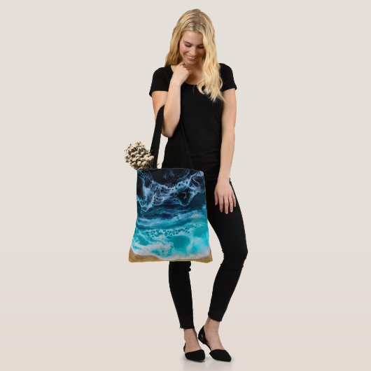 Beach Tote Bag (Op model)