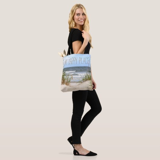 Beach Tote Bag (Op model)