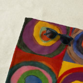 Beach Towel met Kandinsky's Squares and Circles Strandlaken (In situ)