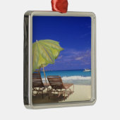 Beach Umbrella, Abaco, Bahamas Metalen Ornament (Rechts)
