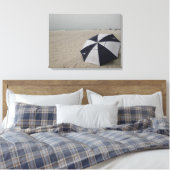 Beach Umbrella Canvas Afdruk (Insitu (Slaapkamer))