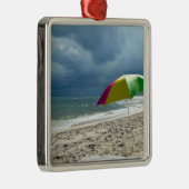 Beach Umbrella Square Metalen Ornament (Rechts)