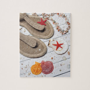 Beach Vacking with Sandals and Sea Shells Legpuzzel