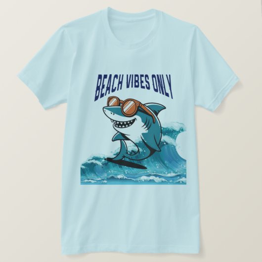 Beach Vibes Only – Koele haai met zonnebril T-shirt (Design voorkant)