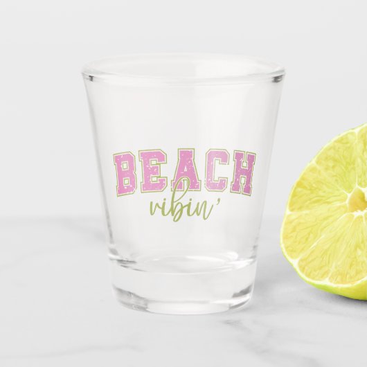 "Beach Vibin" Shot Glas (Voorkant)