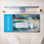 Beach Waves Oceaan Monogram Naam Bureaumat<br><div class="desc">Dit ontwerp werd gecreeerd door digitale kunst. Het kan op het gebied worden gepersonaliseerd dat door de foto en/of de tekst te veranderen wordt verstrekt. Of het kan worden aangepast door de klik te kiezen om de andere optie aan te passen en de kleur op de achtergrond te verwijderen of...</div>