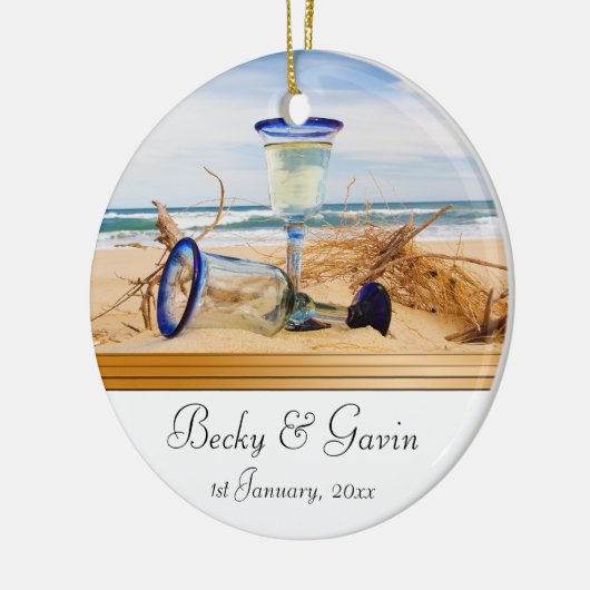 Beach Weddending Weddenschap met bruiloft Keramisch Ornament (Links)