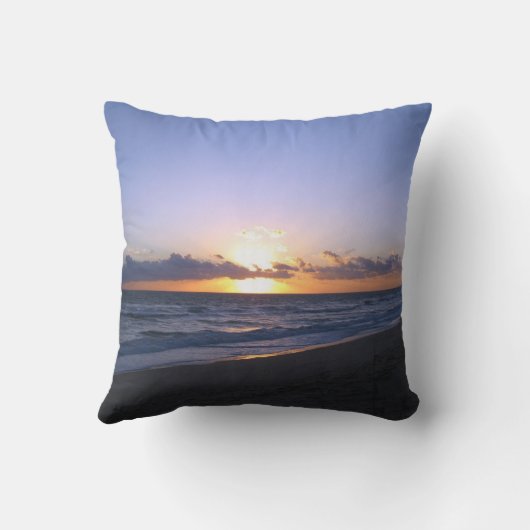 Beach Wedding Bride & Groom Keepomwille Persoonlij Buitenkussen (Achterkant)