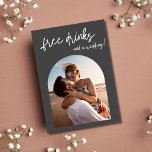 Beach Wedding Free Drinken Arch Photo Save the Dat Aankondiging<br><div class="desc">Gratis Drinken foto's van de moderne strandbruiloft, met de datums. Pas aan met een foto op de voorzijde en al uw trouwdetails en een tweede foto op de achterkant. Wilt u een andere kleur of hebt u hulp nodig bij het uitsnijden van uw foto zodat deze past? Neem contact met...</div>