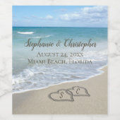 Beach Wedding Hearts in de zand Elegant Wijn Etiket (Enkel label)