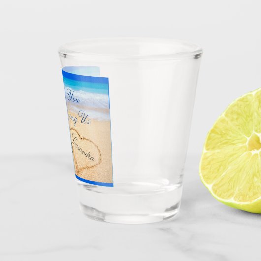 Beach Wedding Keepomwille Hearts in zand Shot Glas (Rechts)