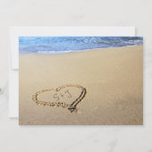 Beach Wedding Sand Heart Initialen Save The Date (Achterkant)