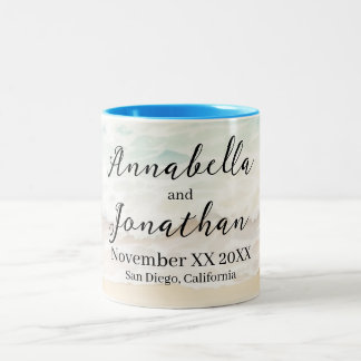 Beachscape Waves op een zandstrand bruiloft Tweekleurige Koffiemok