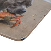 Beachside Pals: een Staffy en zijn Crab Companion Snijplank (Hoek)