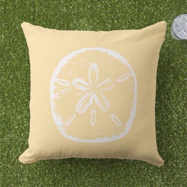 Beachy beige and white sand dollar shell buitenkussen (Gras)