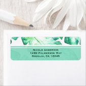 Beachy White en Green Tropical Leaves Wedding Etiket (Insitu)