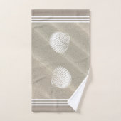 Beachy White Stripes & White Seashells Sand Dunes Bad Handdoek (Handdoek)