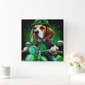 Beagle Dog fiets St. Patrick's Day Vierkante Klok (Huis)