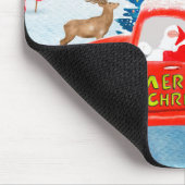 Beagle Dog in kerstcadeauwagen Muismat (Hoek)