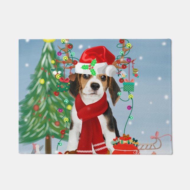Beagle Dog in sneeuw met kerstcadeaus Deurmat (Voorkant)