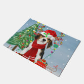 Beagle Dog in sneeuw met kerstcadeaus Deurmat (Schuin)