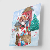 Beagle Dog in sneeuwkersthondenhuis Vierkante Klok (Hoek)