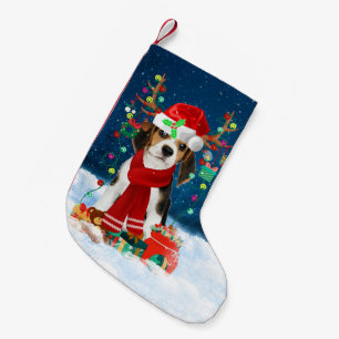 Beagle dog met kerstcadeaus kleine kerstsok