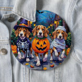 Beagle Dogs Trick-or-Treating in Halloween kostuum Ronde Button 6,0 Cm (In situ)