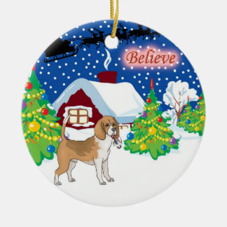 Beagle gelooft in Santa Keramisch Ornament