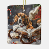 Beagle Hond Kerst Festiviteit Keramisch Ornament (Links)