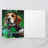 Beagle-hond rijdt op fiets St. Patrick's Day Kaart (Binnen)