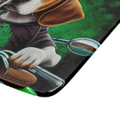 Beagle hond rijdt op fiets St. Patrick's Day Snijplank (Hoek)