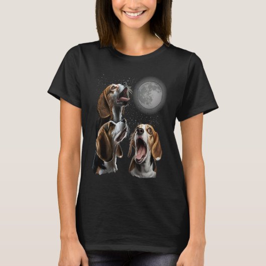 Beagle Howling At Moon for Mom & Dad T-shirt (Voorkant)