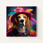 Beagle in een gevederd Pet Notitieboek (Achterkant)