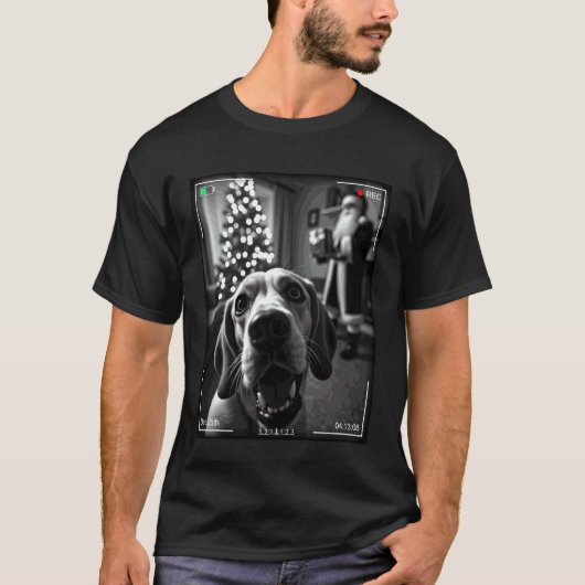Beagle Legt Kerstman Vast Op Camera Kerstmis T-shirt (Voorkant)