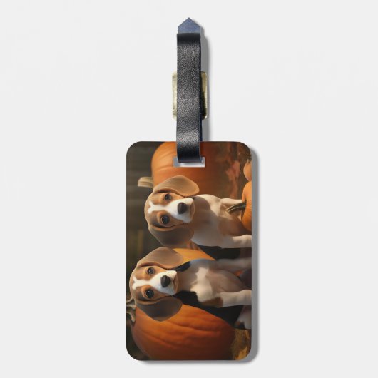 Beagle Puppy Herfst Delight Pompoen Bagagelabel (Achterkant verticaal)