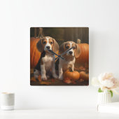 Beagle Puppy Herfst Delight Pompoen Vierkante Klok (Huis)
