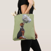Beagle Puppy Smelling White Rose Tote Bag (Dichtbij)
