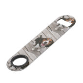 Beagle_puppy zittende speed flessenopener (Voorkant Gekanteld)